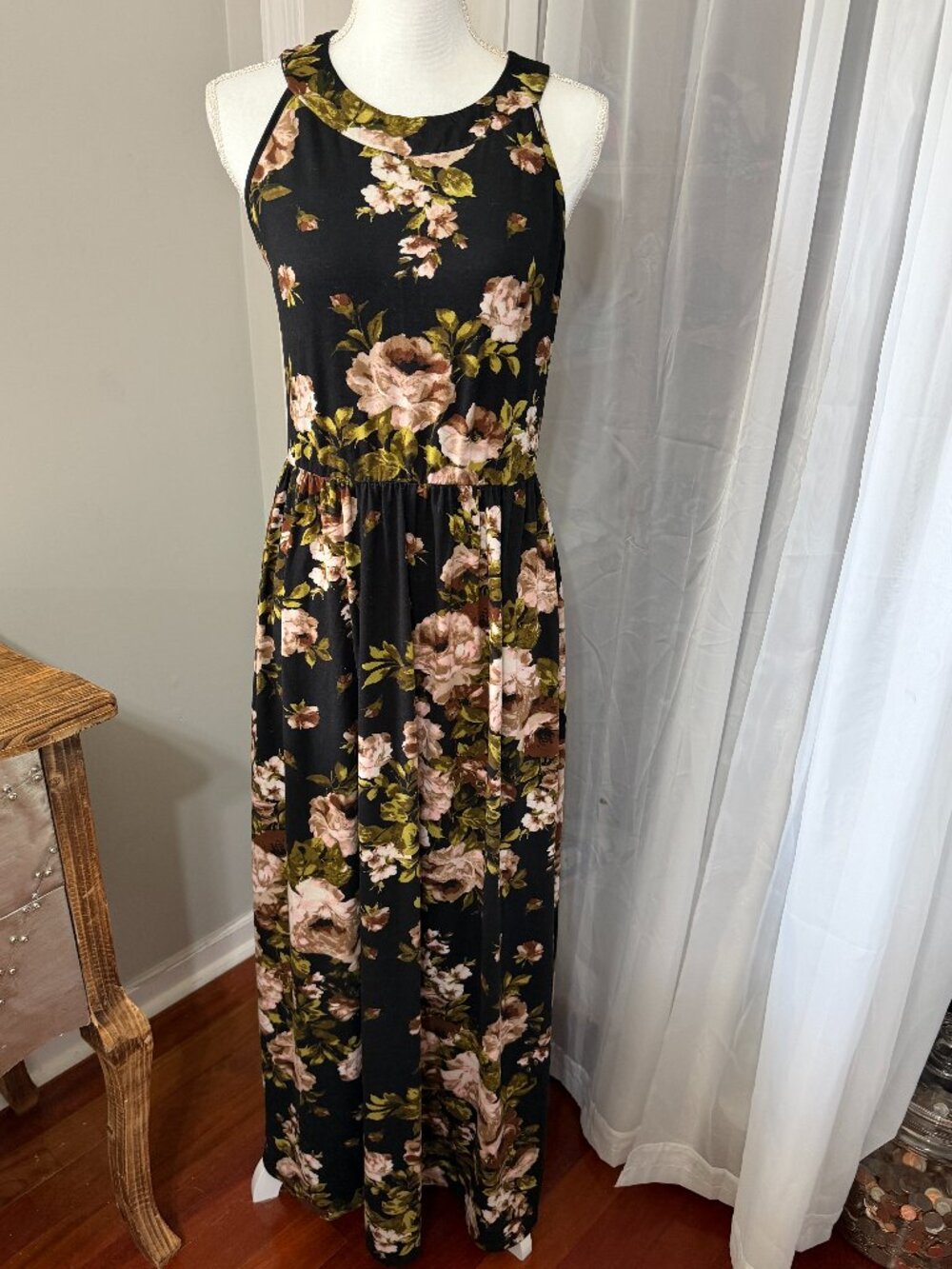Les Amis Floral Maxi Dress Size 10 Black Blush Pink Sleeveless